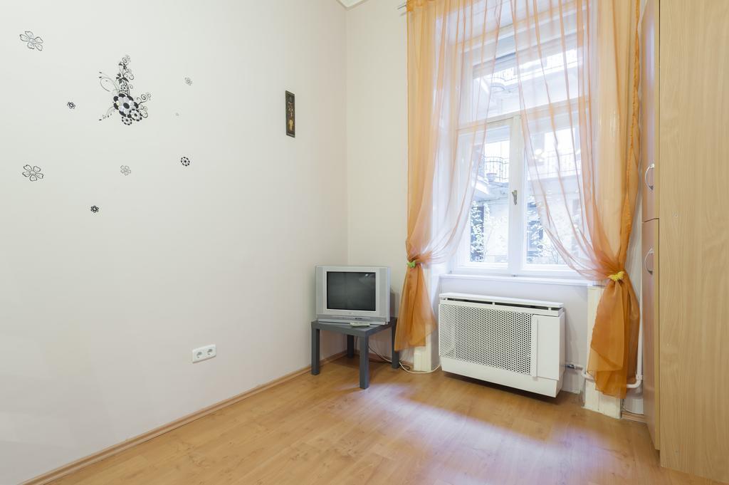 Vicky Apartman Hotel Budapest Luaran gambar