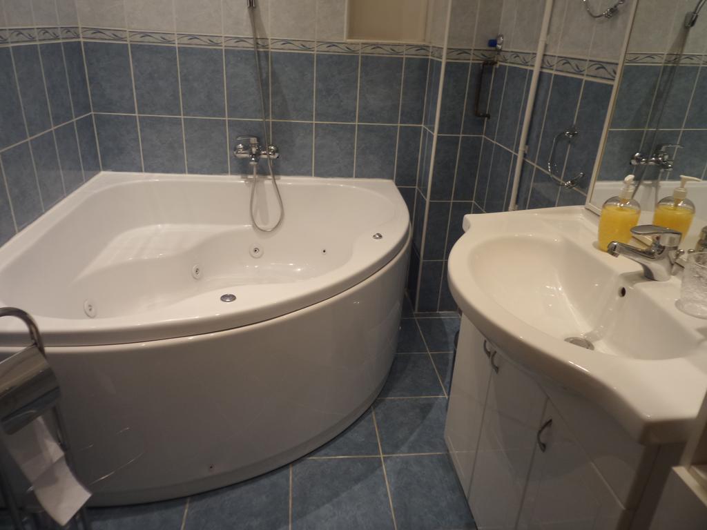 Vicky Apartman Hotel Budapest Luaran gambar